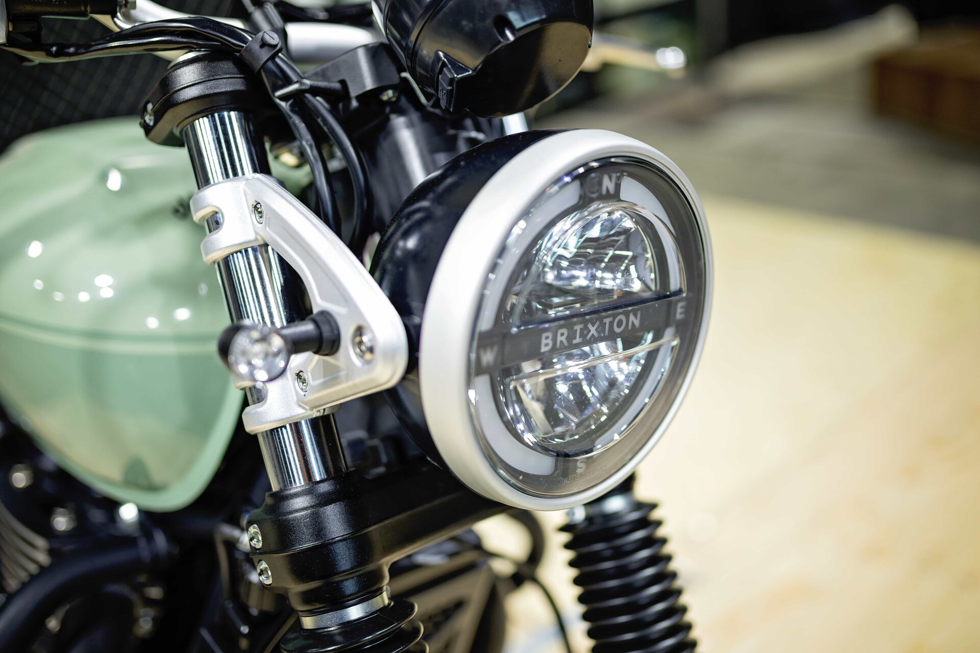 Brixton Cromwell 1200: le foto