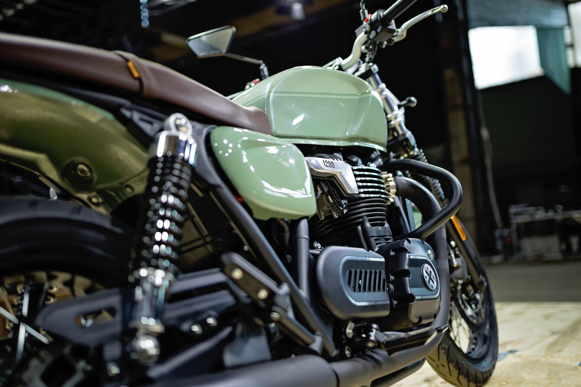 Brixton Cromwell 1200: le foto