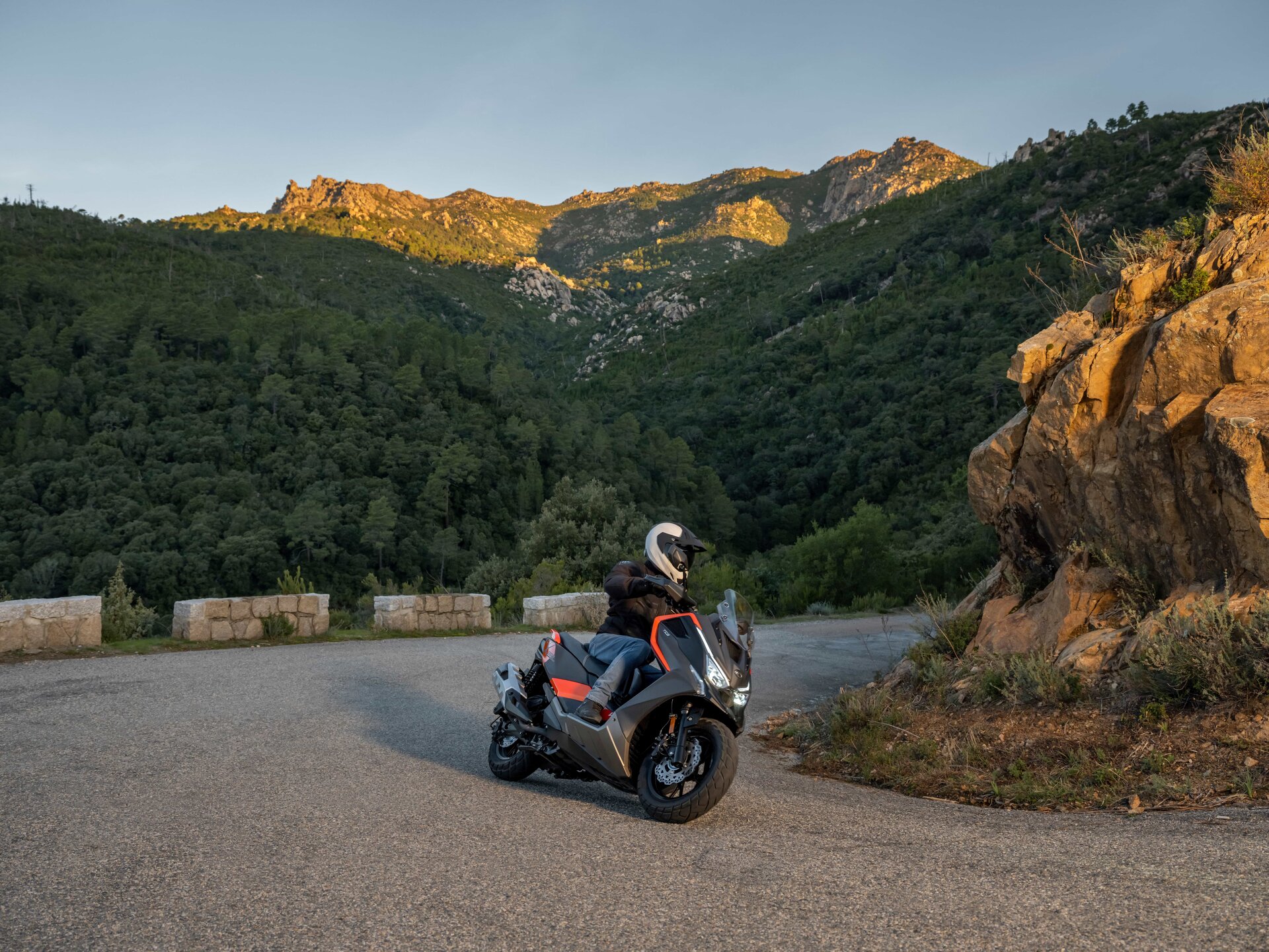 Kymco DTX360: arrivano le versioni 125 e 300