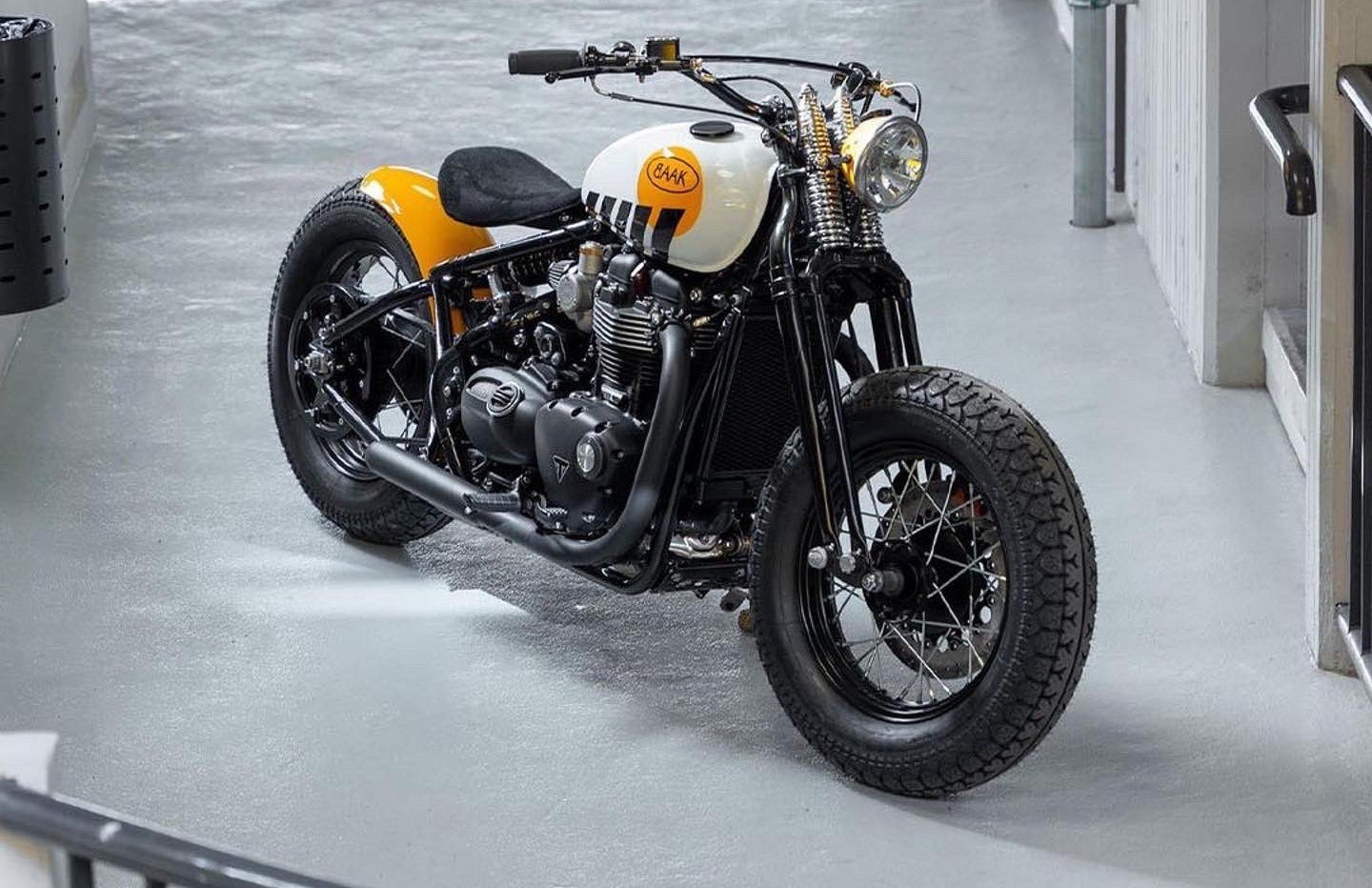 Triumph Bobber 1200 "Sacramento" by Baak Motocyclettes
