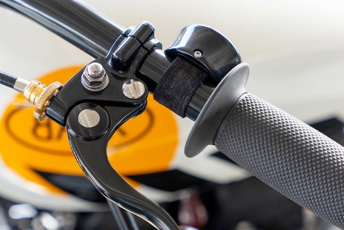 Triumph Bobber 1200 "Sacramento" by Baak Motocyclettes