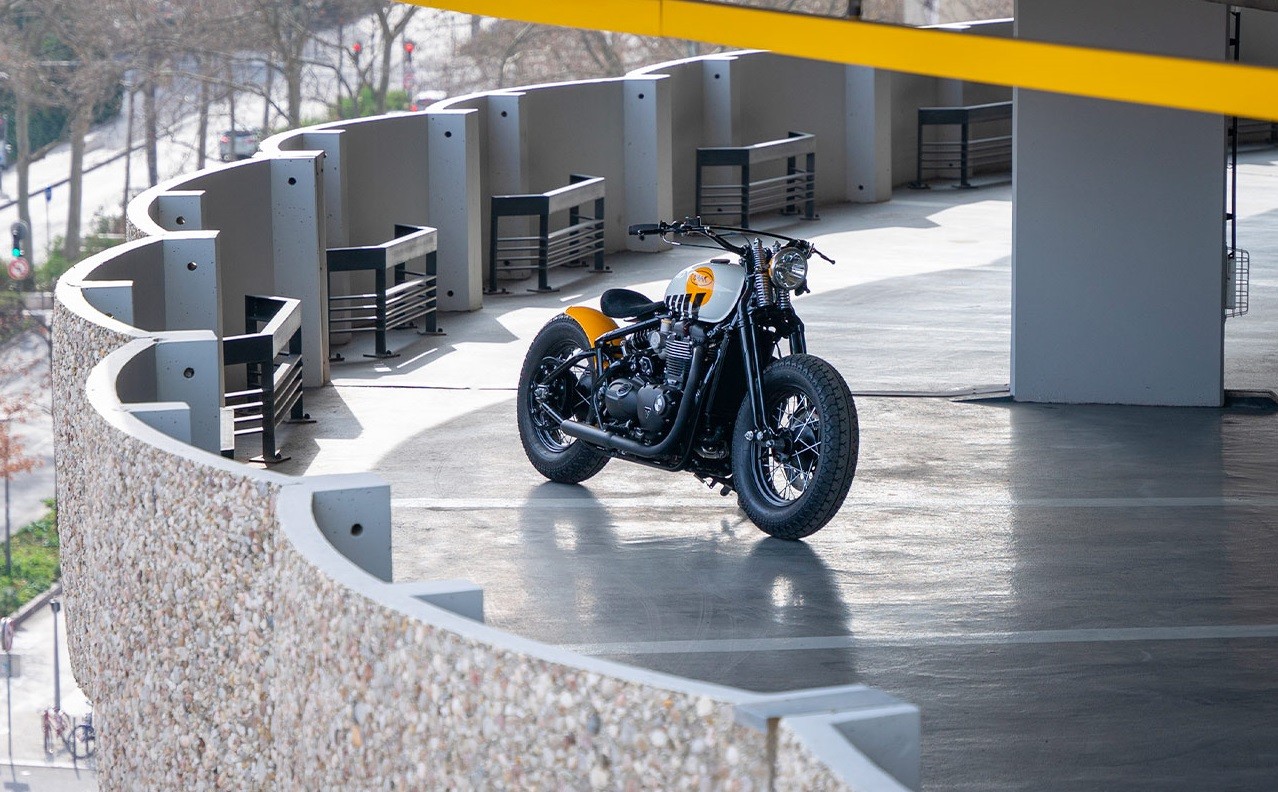 Triumph Bobber 1200 "Sacramento" by Baak Motocyclettes