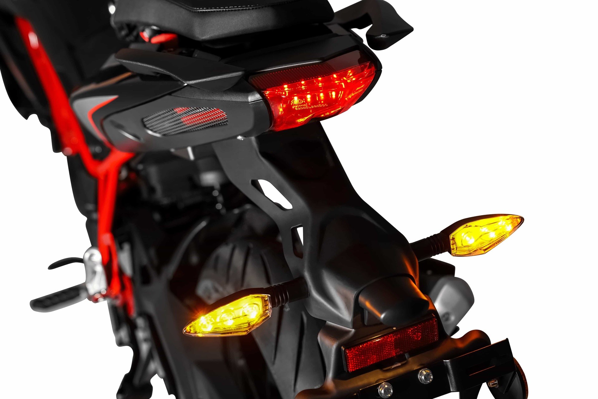 Benelli BN 125: foto