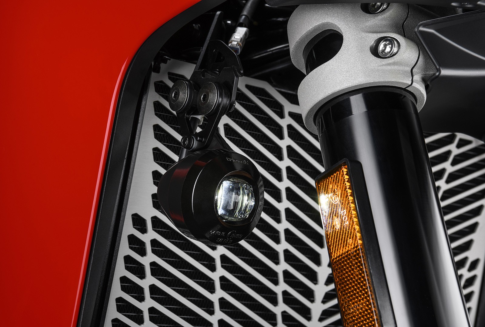 Ducati, accessori per la Multistrada V2: le foto