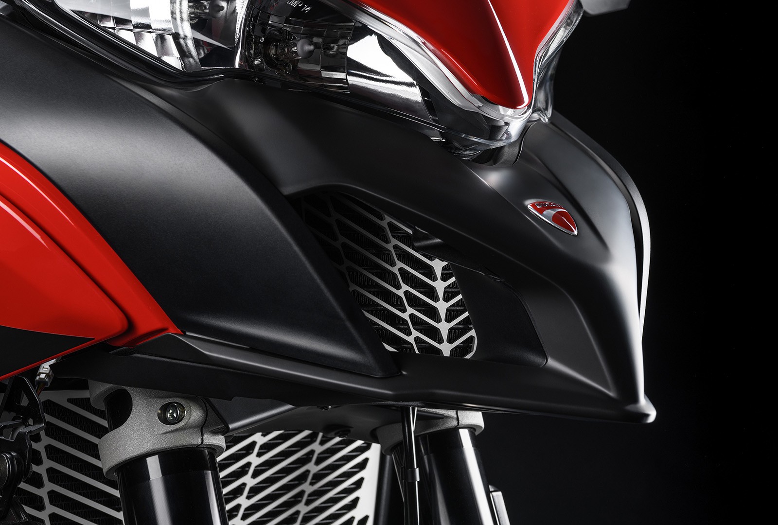 Ducati, accessori per la Multistrada V2: le foto