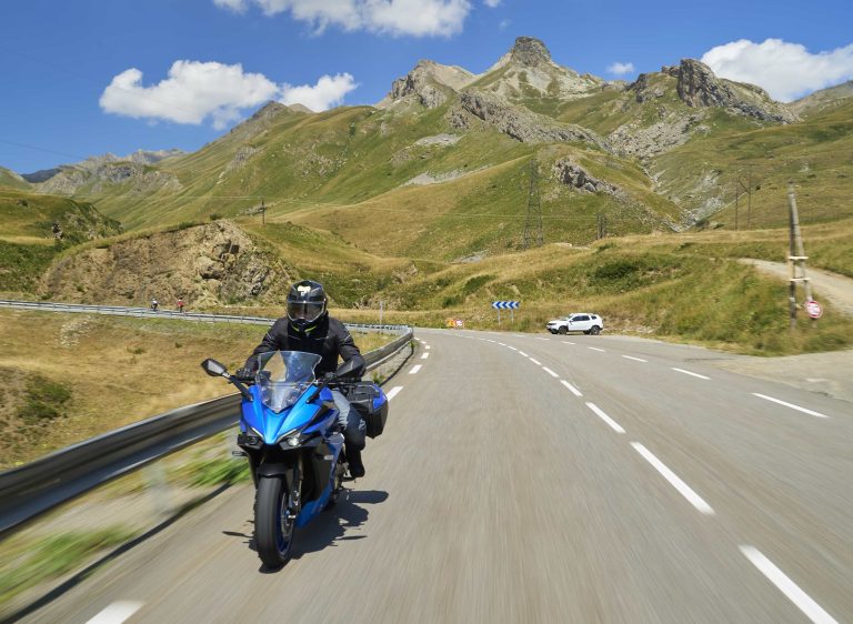 suzuki-Suzuki-gsx-s1000gt-experience-2022