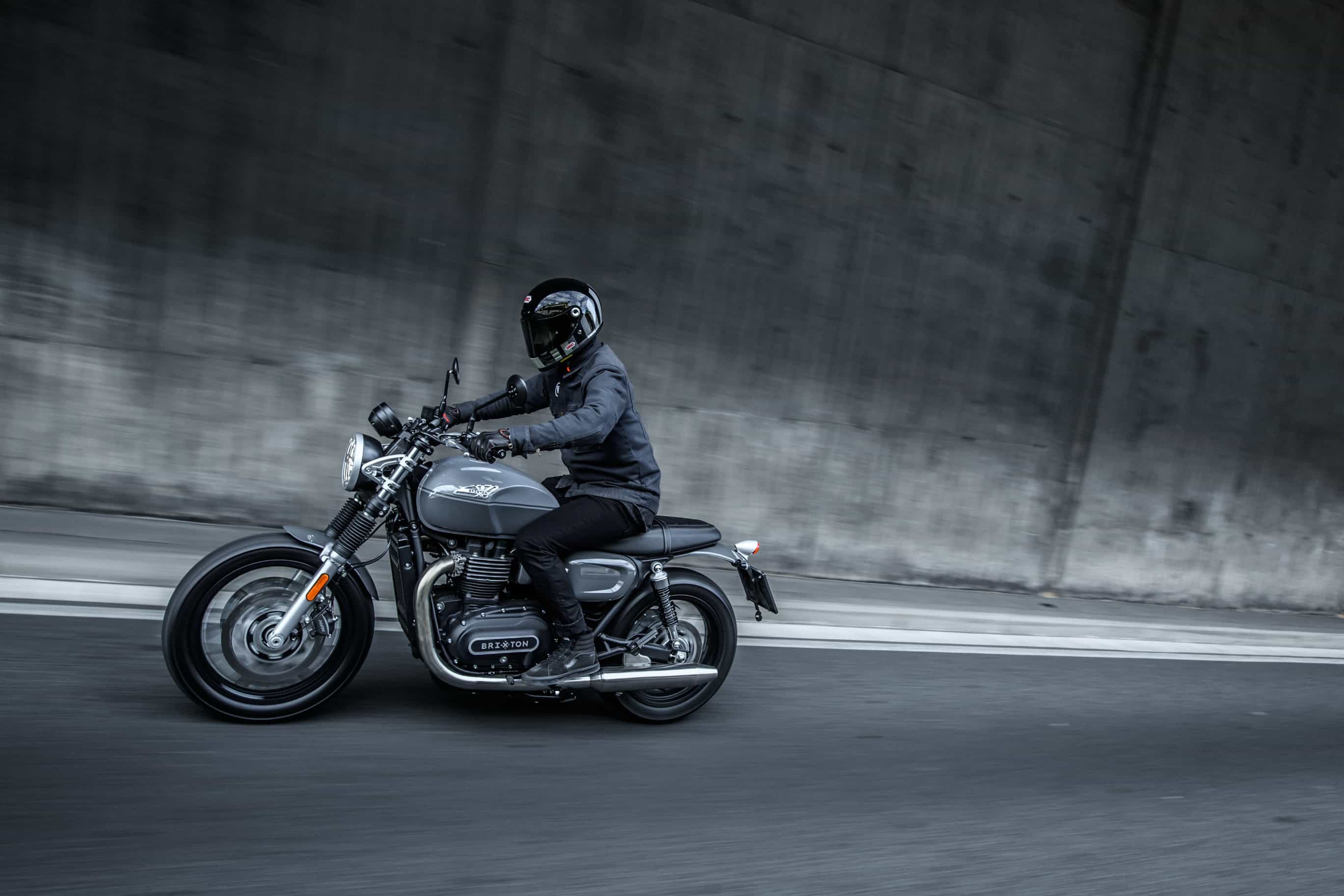 Brixton Cromwell 1200 e Crossfire 125