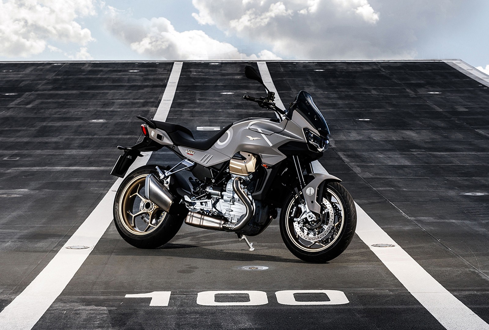 Moto Guzzi V100 Mandello Aviazione Navale