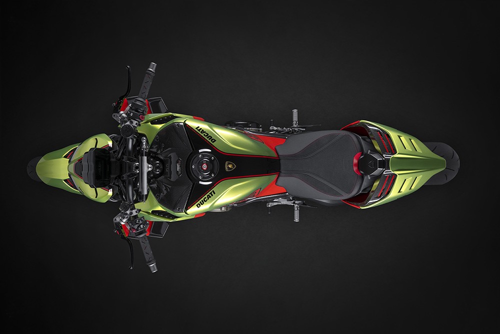 Ducati Streetfighter V4 Lamborghini: le foto