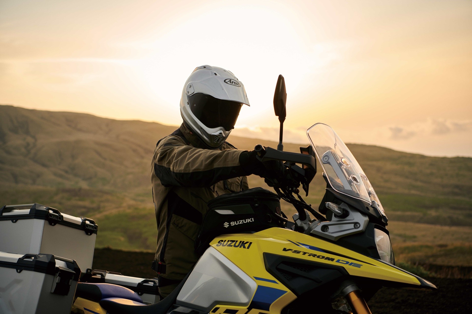 suzuki-v-strom-1050-2023