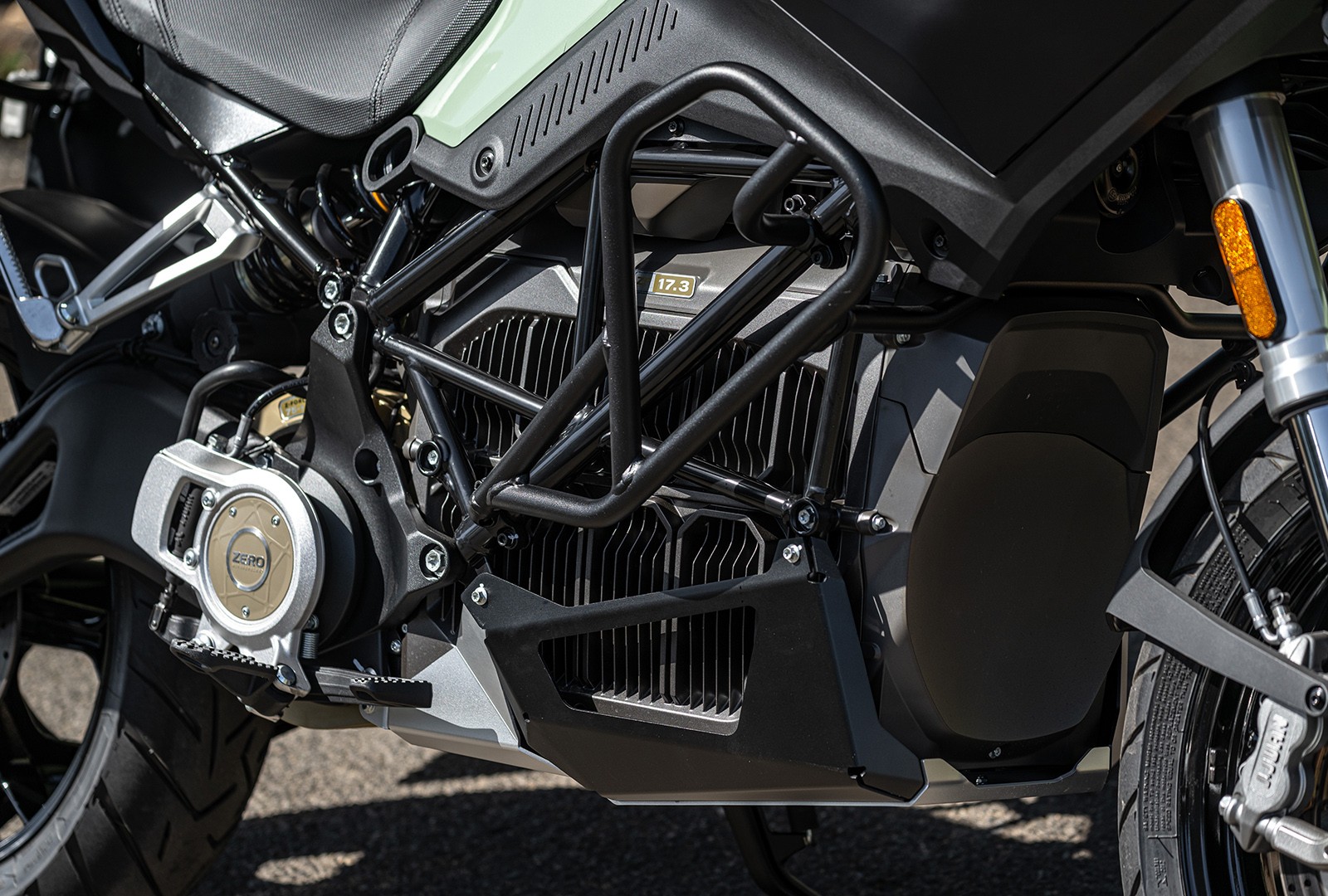 Zero Motorcycles DSR/X: le foto