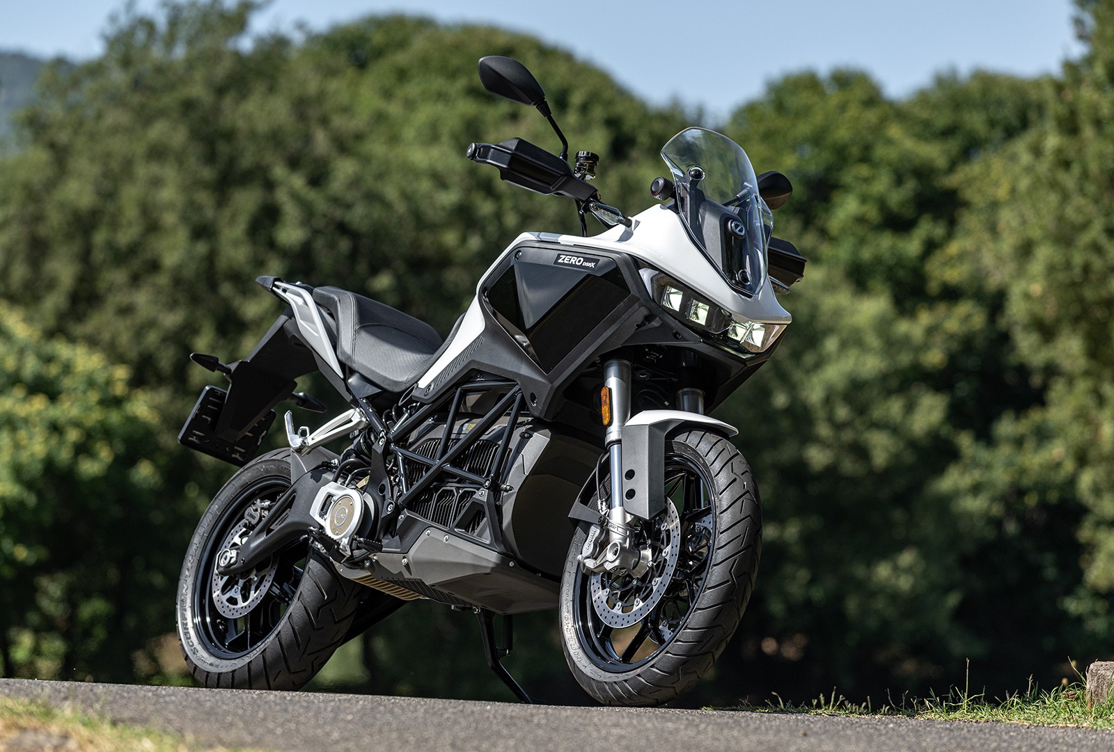 Zero Motorcycles DSR/X: le foto