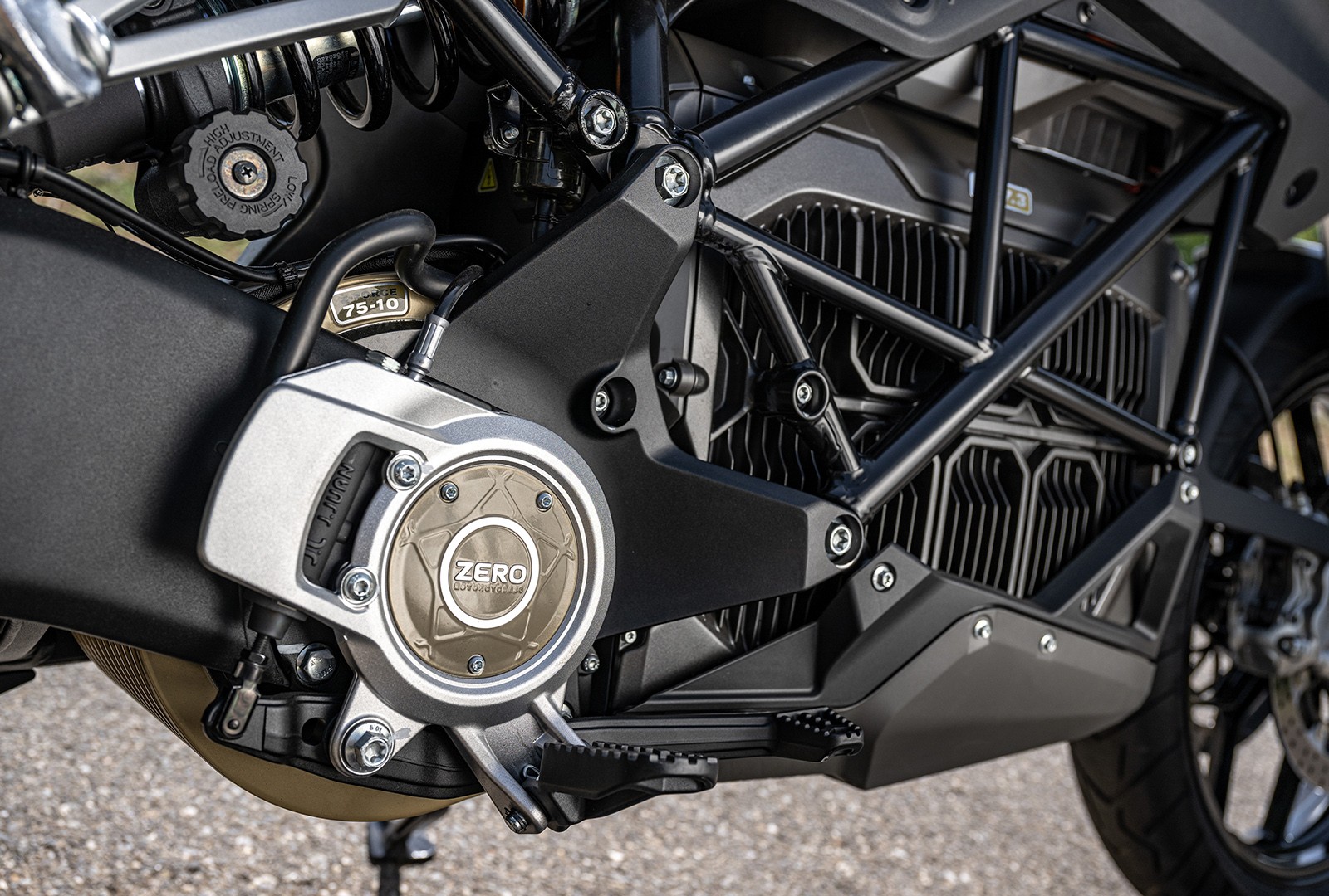 Zero Motorcycles DSR/X: le foto