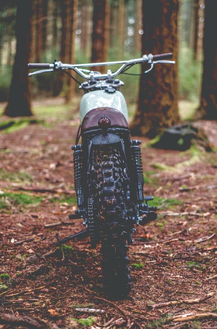 Yamaha SR500 "Type-7A" by Auto Fabrica