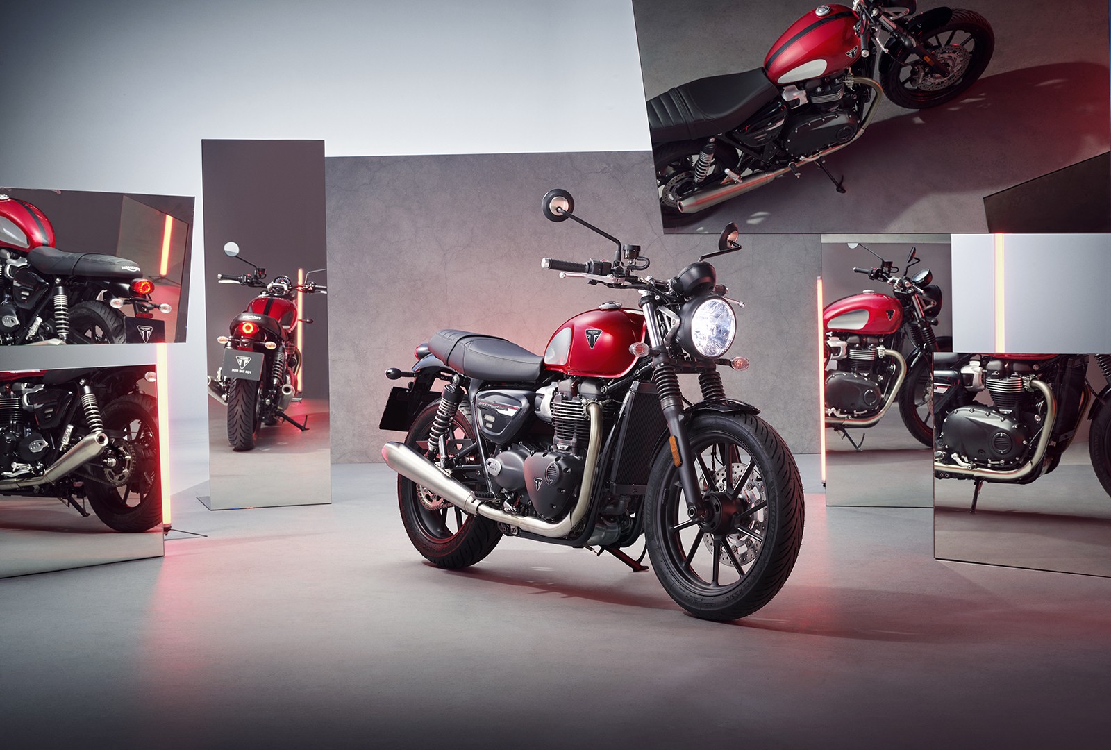 Triumph Chrome Edition: le foto
