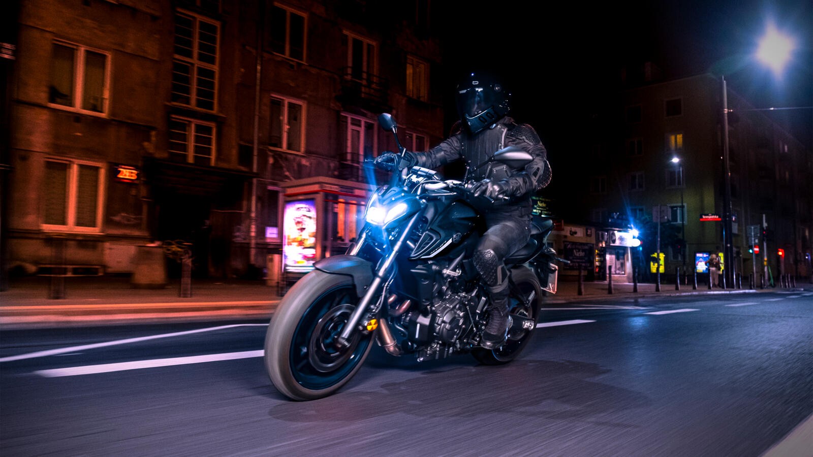 Yamaha MT-07 2023: le foto