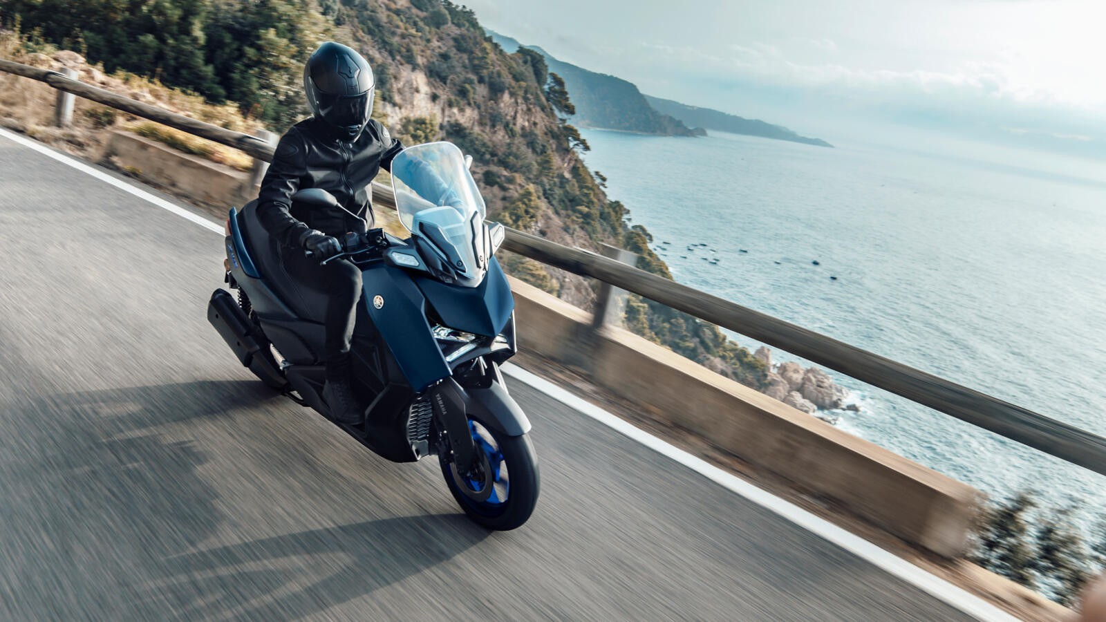 Yamaha XMax 300 Tech Max 2023: foto