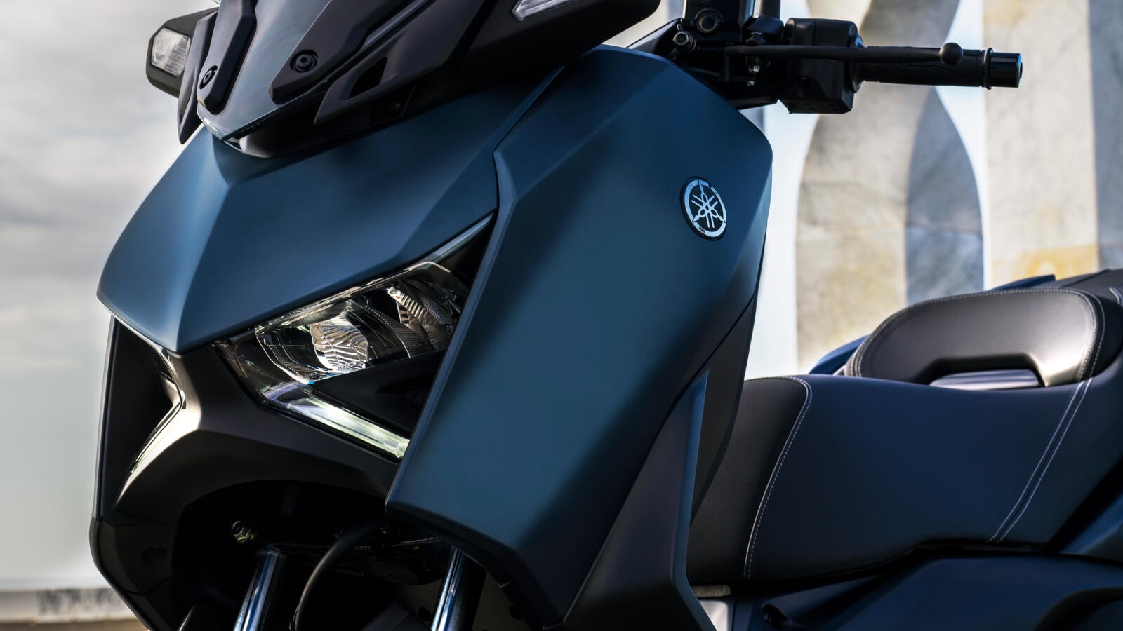 Yamaha XMax 300 Tech Max 2023: foto