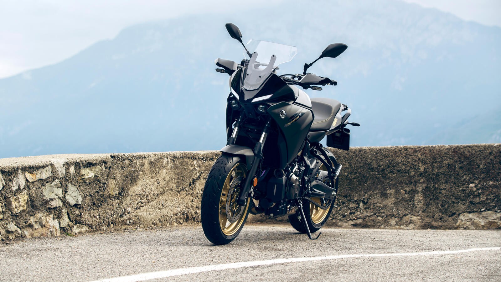 Yamaha Tracer 7 e Tracer 7 GT 2023: le foto