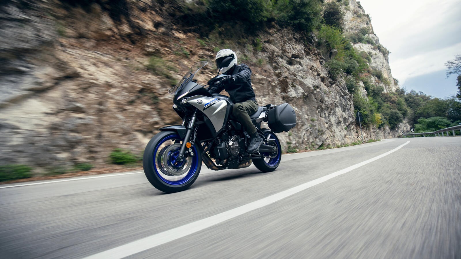 Yamaha Tracer 7 e Tracer 7 GT 2023: le foto