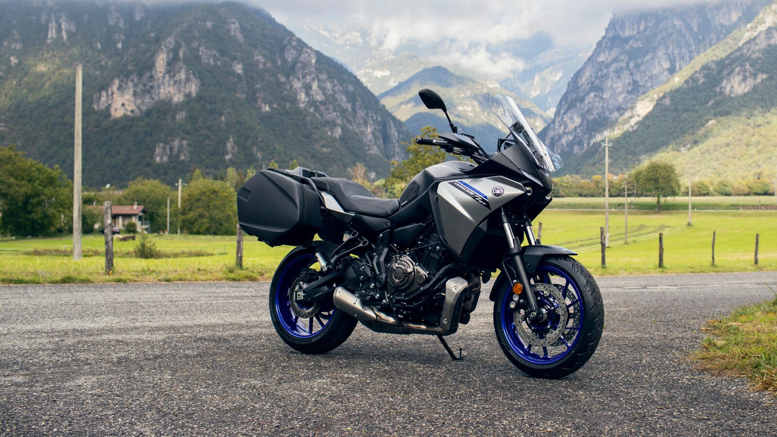 Yamaha Tracer 7 e Tracer 7 GT 2023: le foto