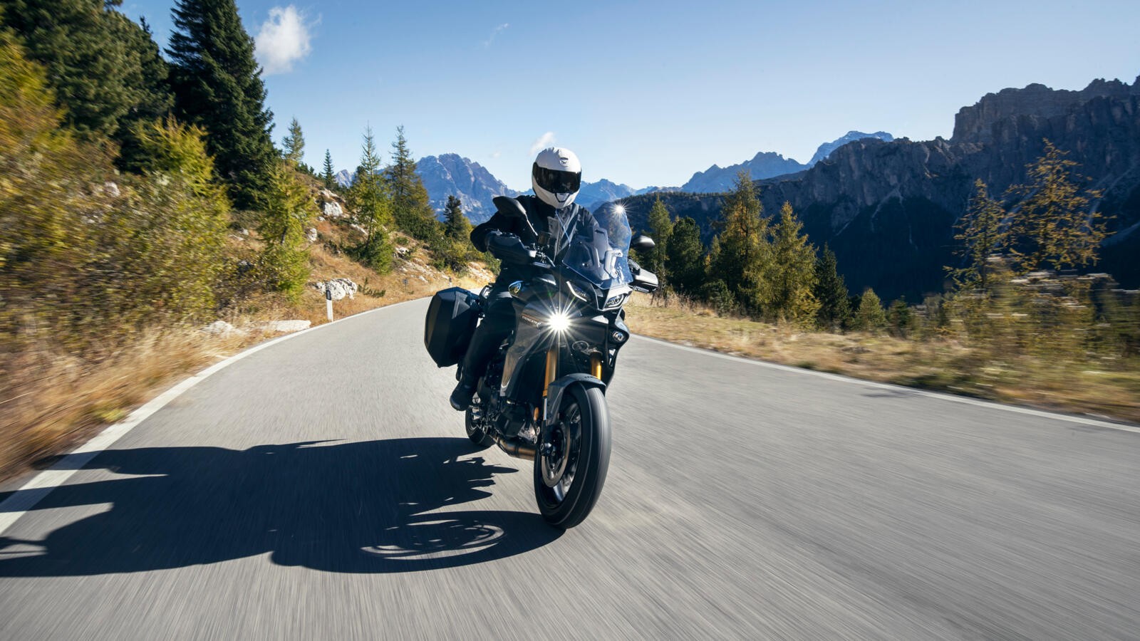 Yamaha Tracer 9 GT+: le foto