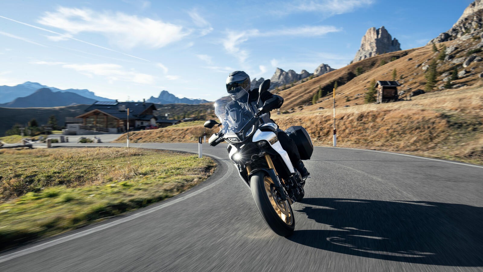 Yamaha Tracer 9 GT+: le foto