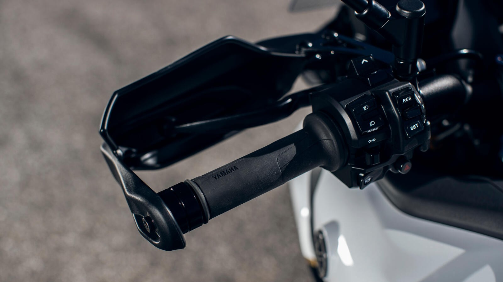 Yamaha Tracer 9 GT+: le foto