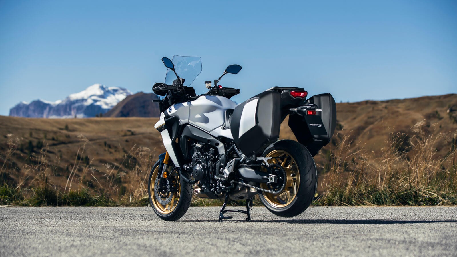 Yamaha Tracer 9 GT+: le foto