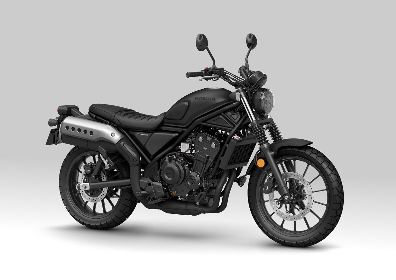 Honda CL500, la scrambler media