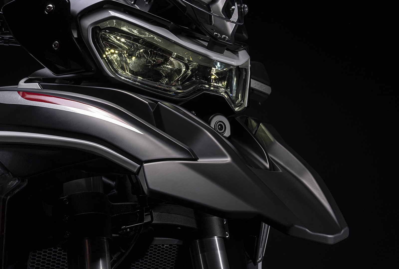 Benelli TRK 702 e 702 X: le foto