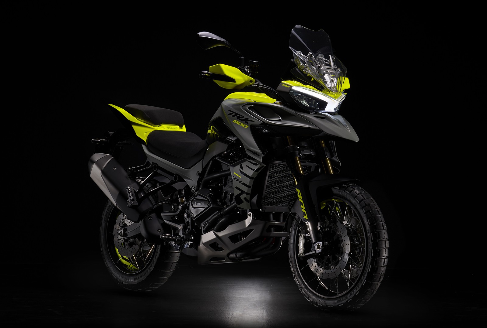 Benelli TRK 800 2023
