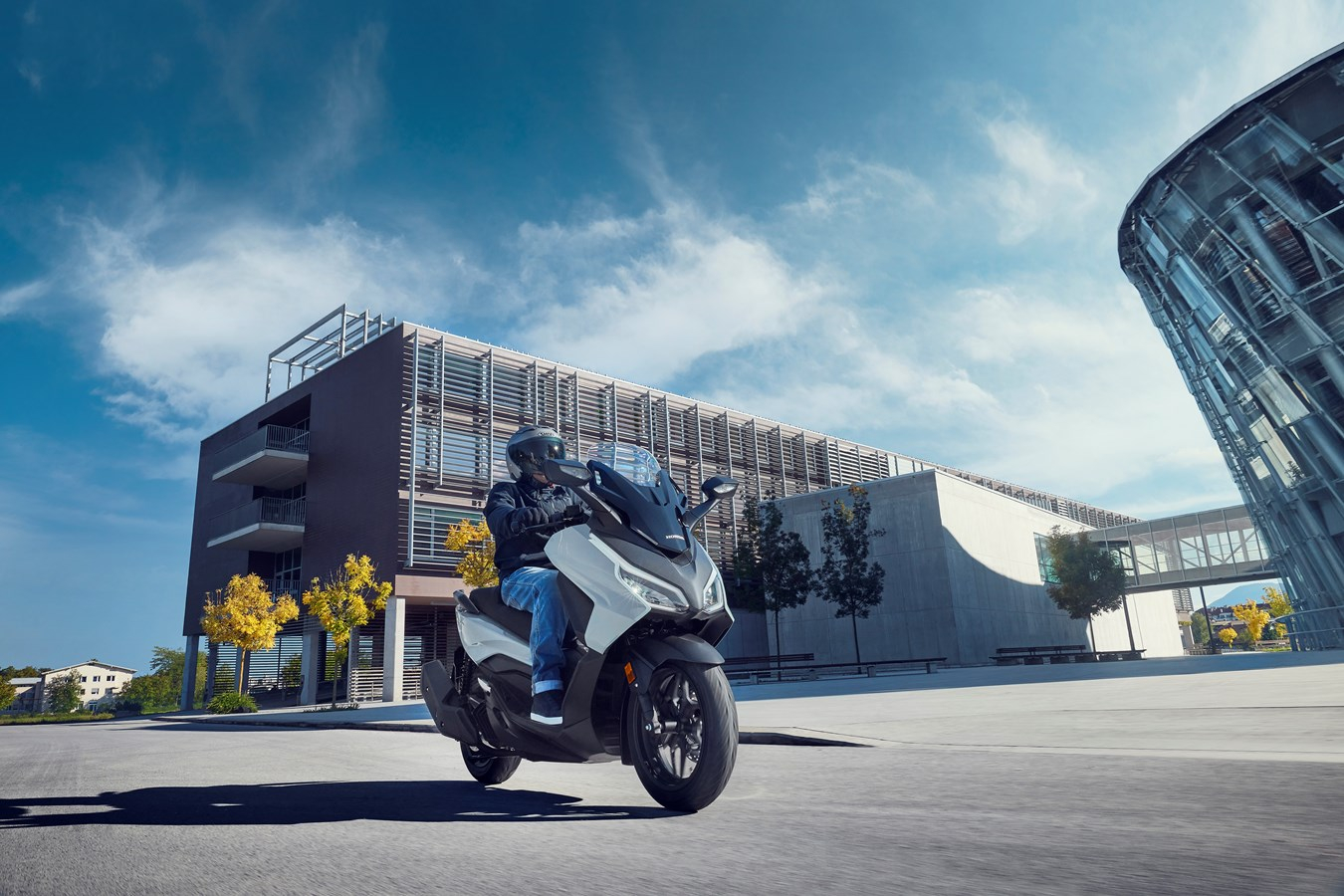 Honda Forza 125 2023: foto
