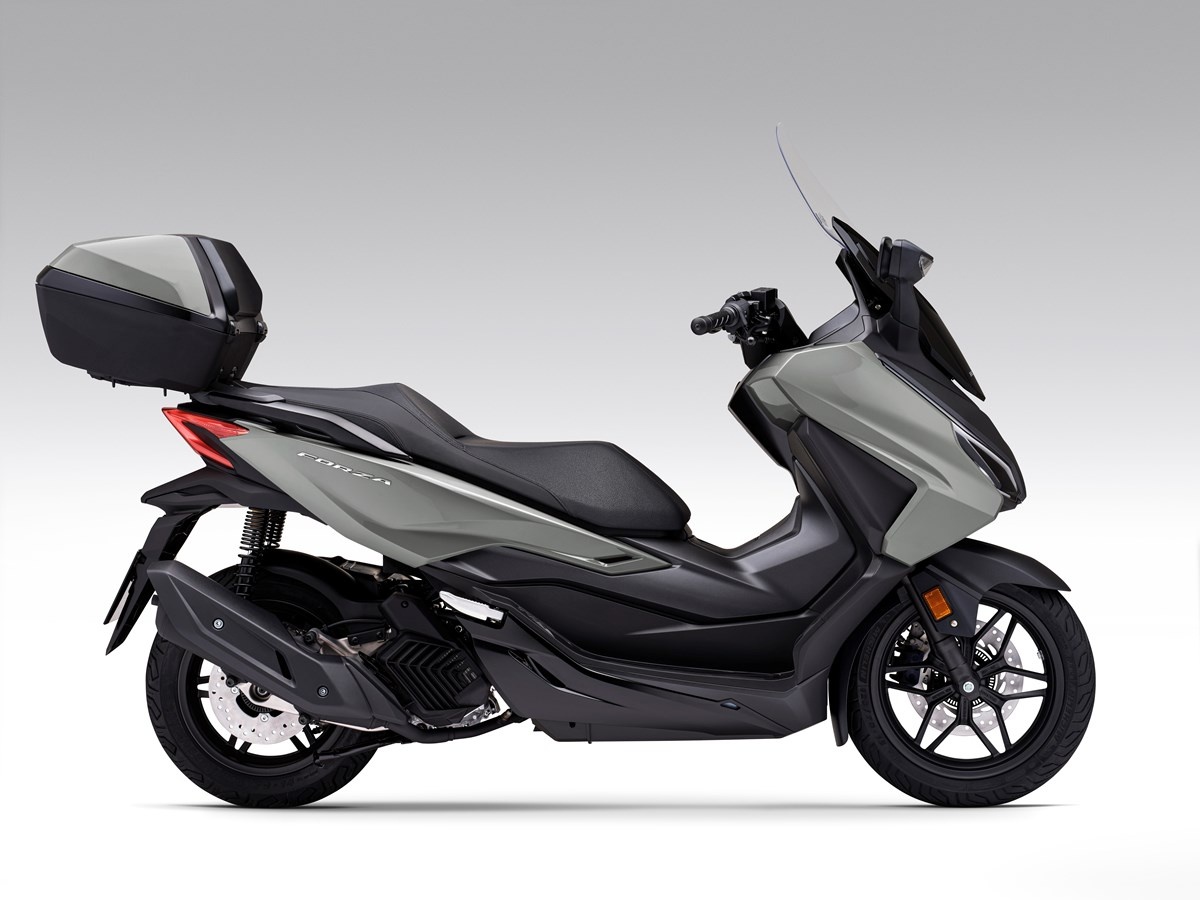 Honda Forza 125 2023: foto