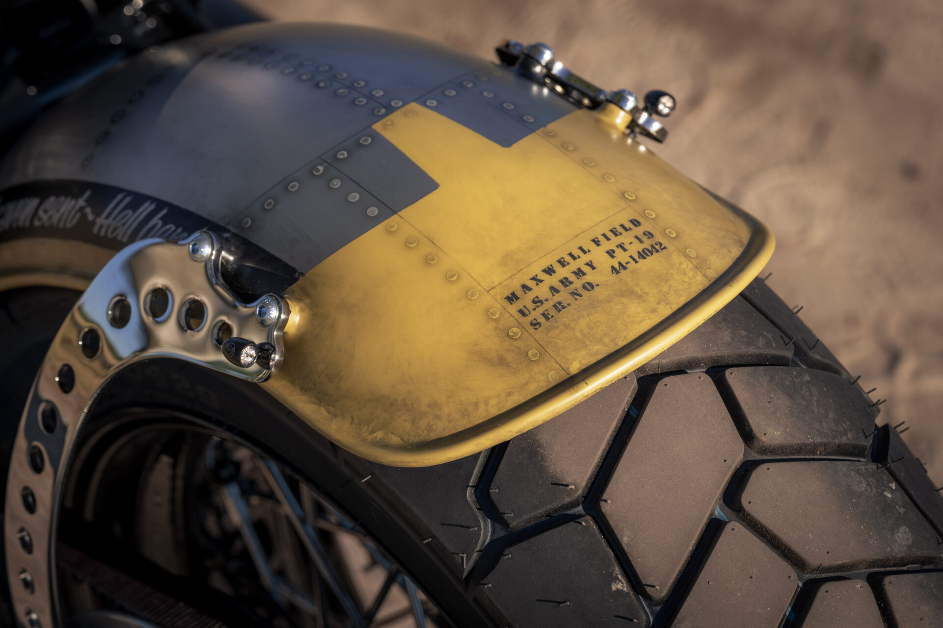 Harley-Davidson Street Bob "Mustang" by Thunderbike