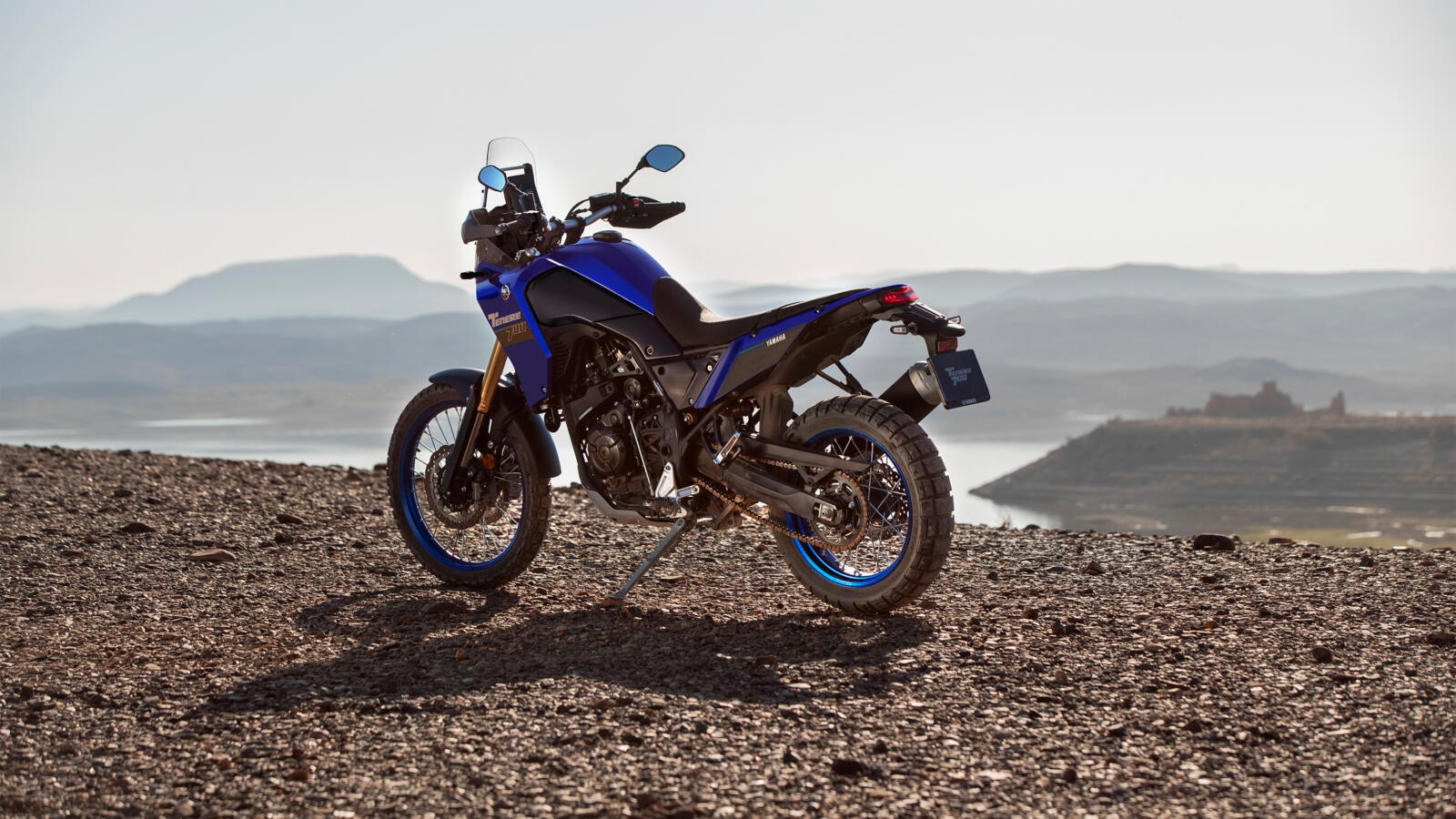 Yamaha Ténéré 700 e Ténéré 700 Rally Edition 2023: foto