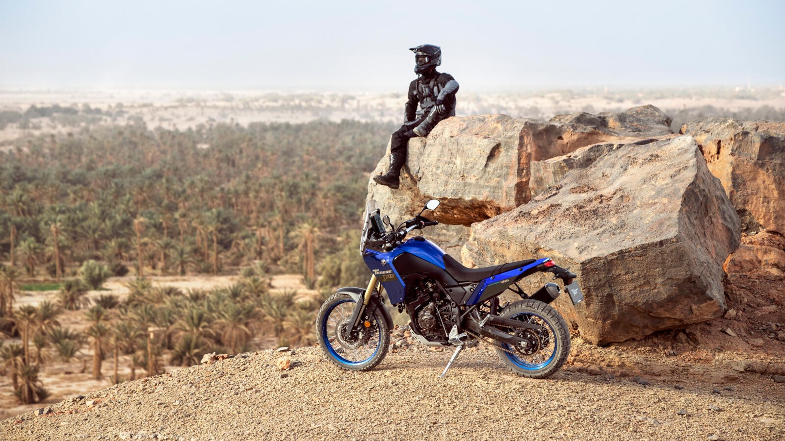 Yamaha Ténéré 700 e Ténéré 700 Rally Edition 2023: foto