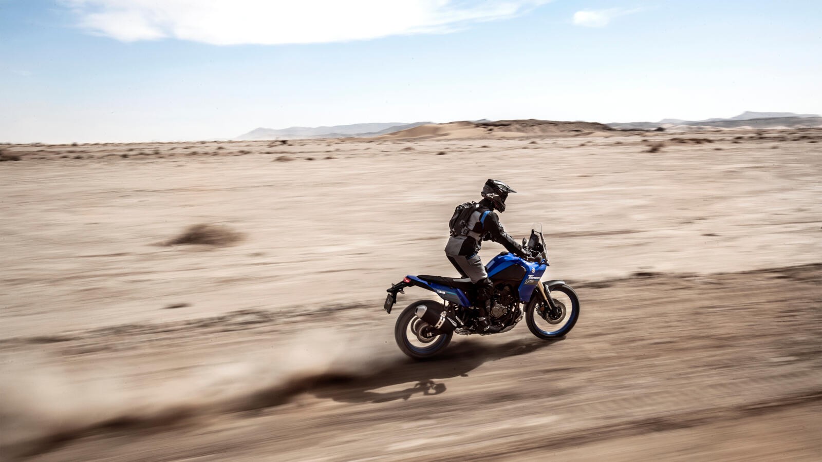 Yamaha Ténéré 700 e Ténéré 700 Rally Edition 2023: foto