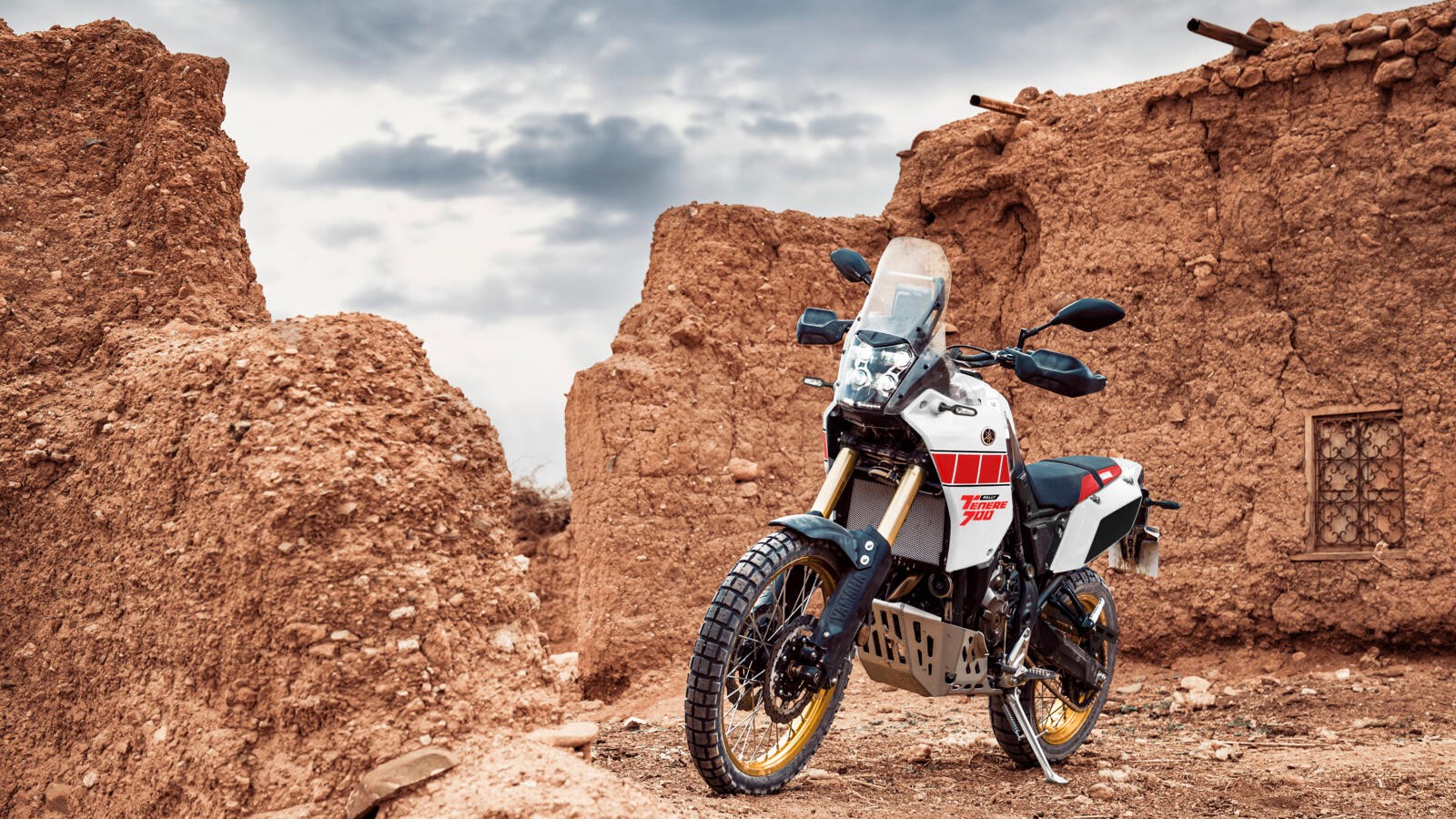 Yamaha Ténéré 700 e Ténéré 700 Rally Edition 2023: foto