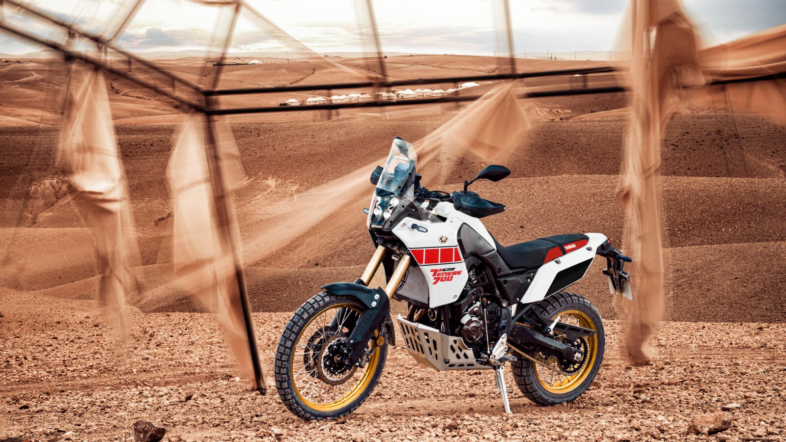 Yamaha Ténéré 700 e Ténéré 700 Rally Edition 2023: foto