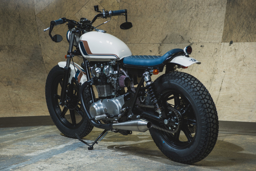 Yamaha XS650 "Agnessa" by Analog Motorcycles