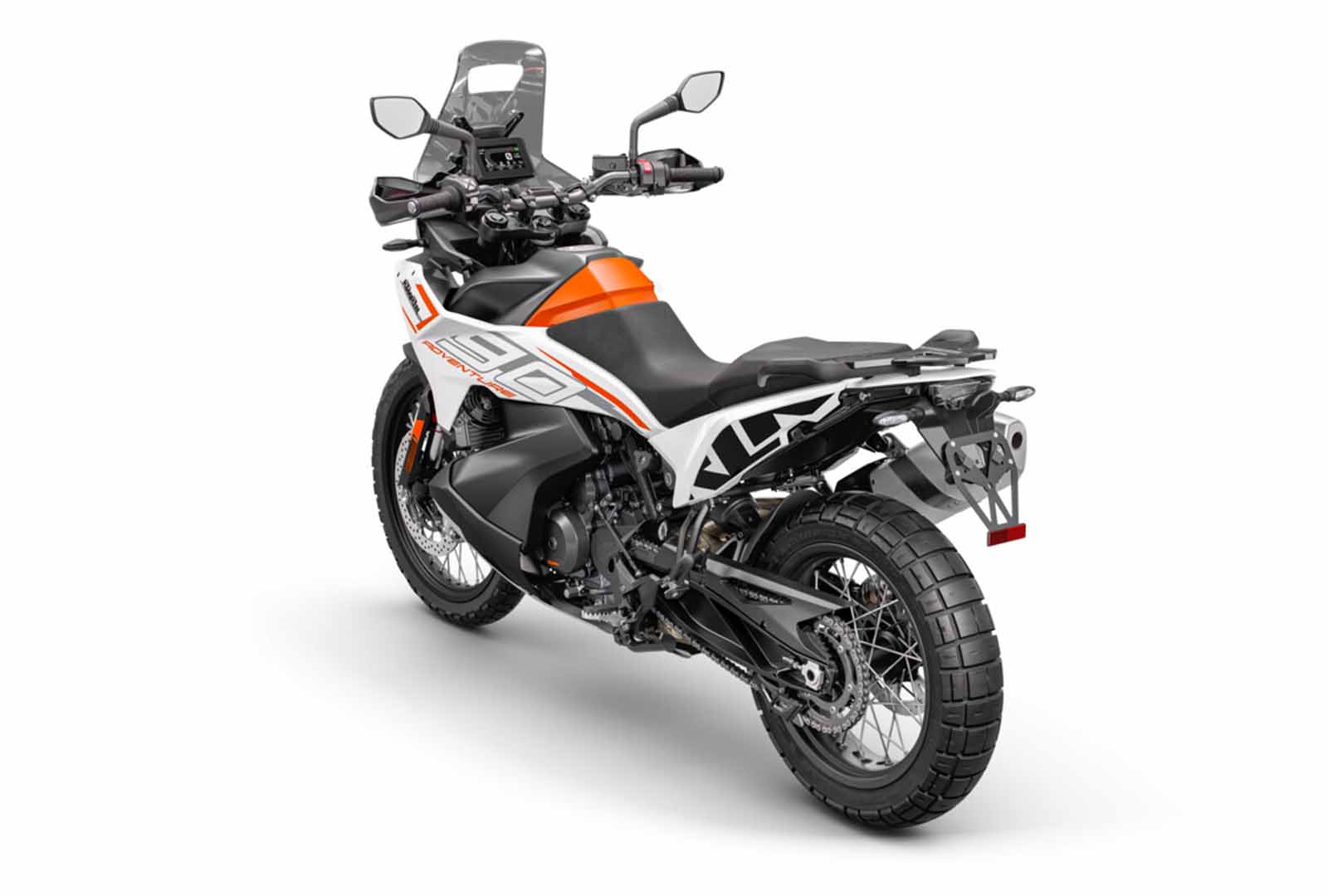 KTM 790 Adventure 2023: le foto
