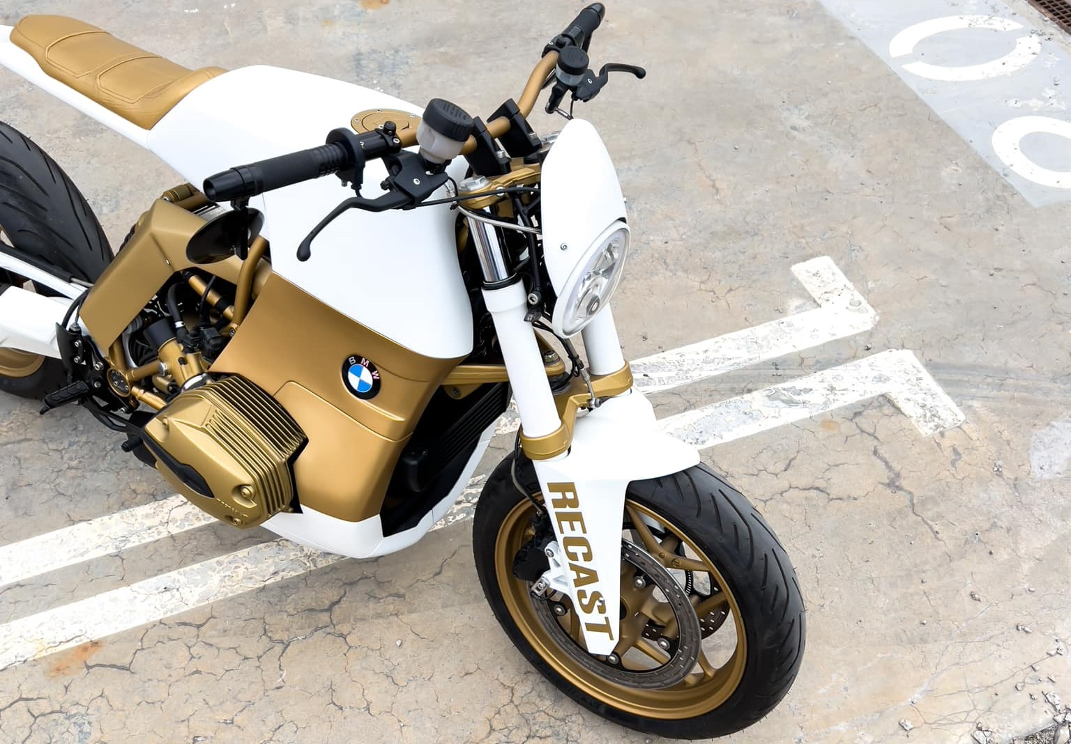BMW R 1200 ST by Recast Moto