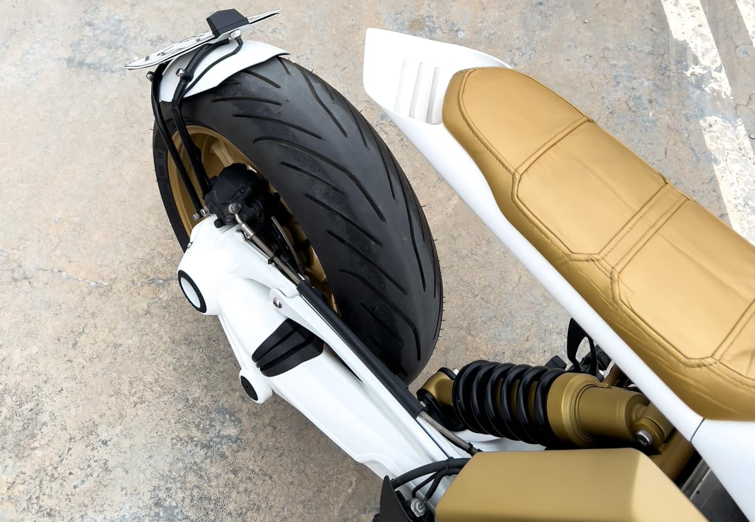 BMW R 1200 ST by Recast Moto