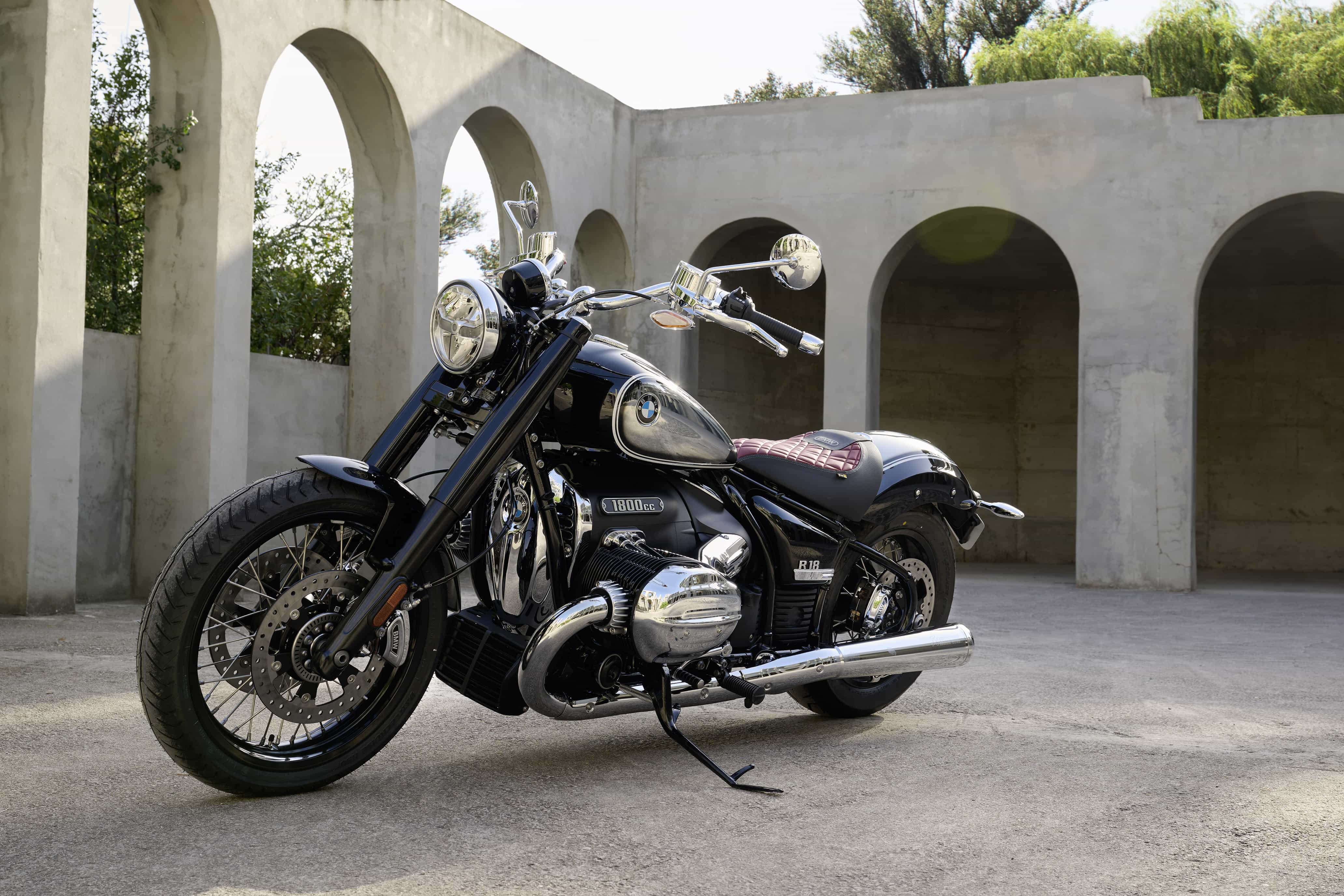 BMW R nineT e R 18 100 Years