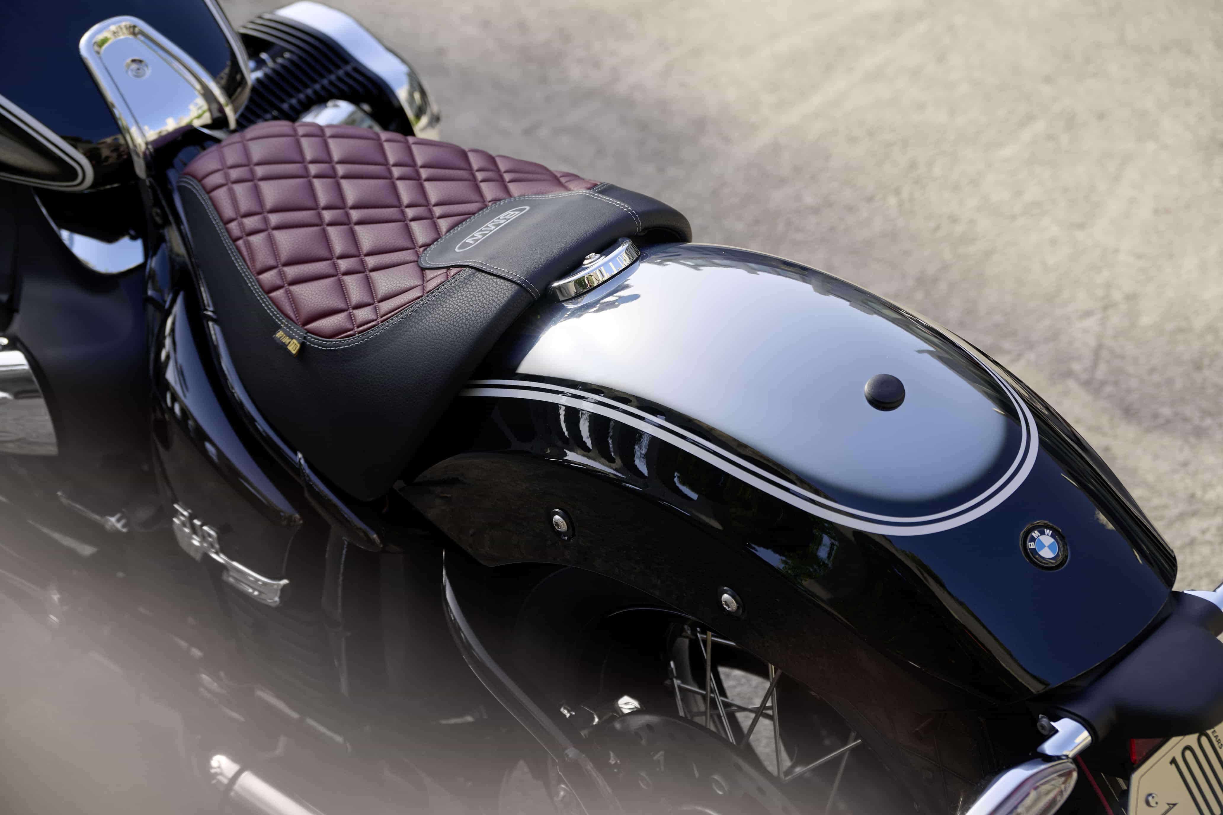 BMW R nineT e R 18 100 Years