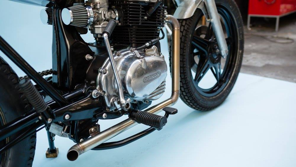 Honda CB400T "Raw2Raw" by Bad Winners