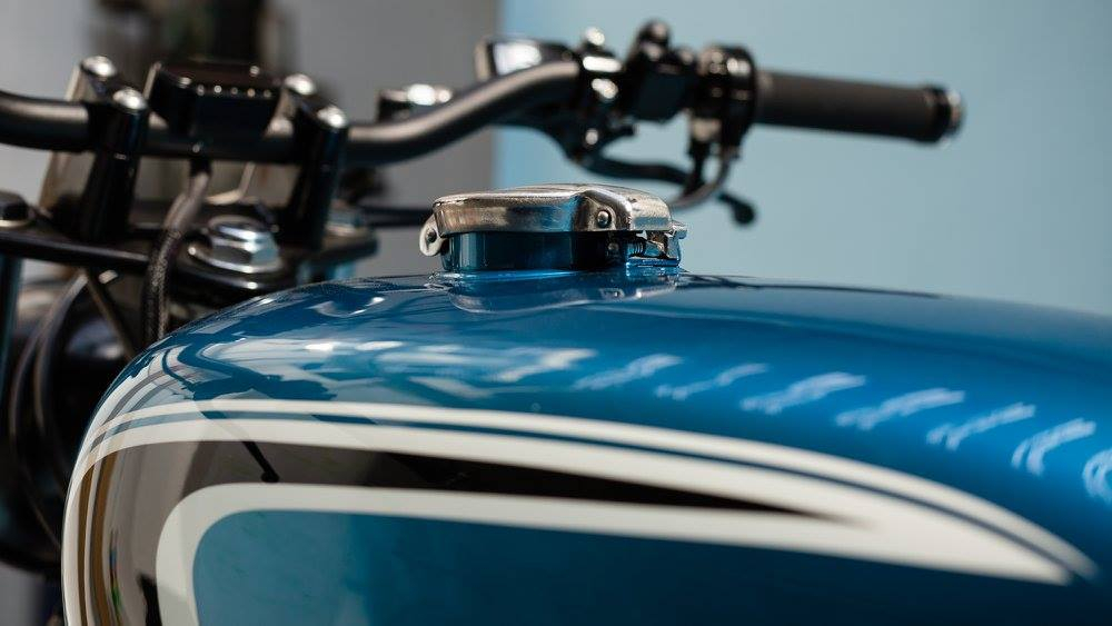 Honda CB400T "Raw2Raw" by Bad Winners