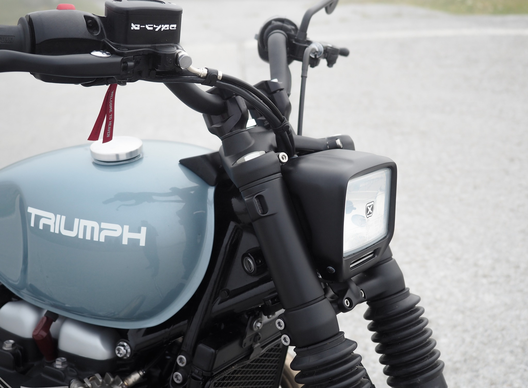 Triumph Bonneville Bobber "B-Type" by JvB