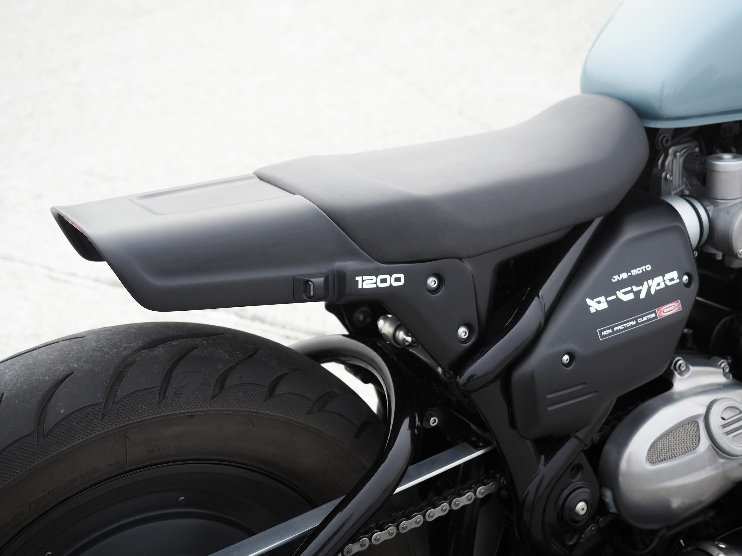 Triumph Bonneville Bobber "B-Type" by JvB